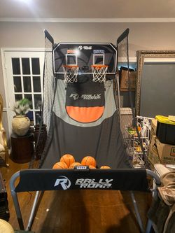 Rally Roar basketball game