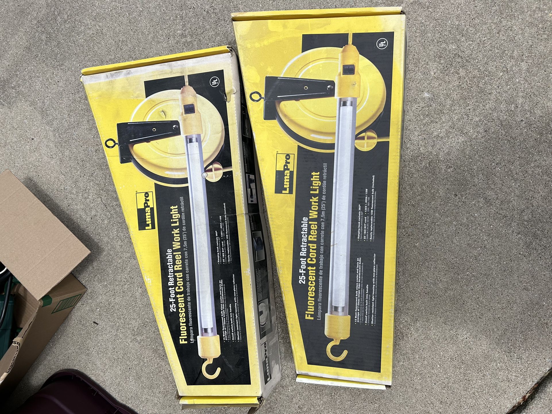 Fluorescent Cord Reel Work Lights