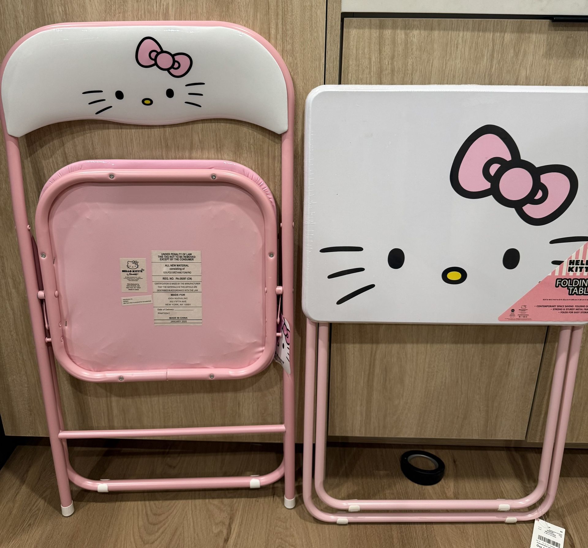 Hello Kitty Chair