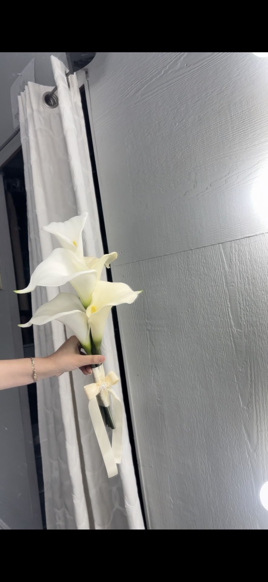 Artificial Calla Lilly Bouquet