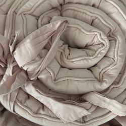 Crib Prrotector For Baby Brand Pottery Barn $60
