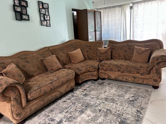 Sectional sofa