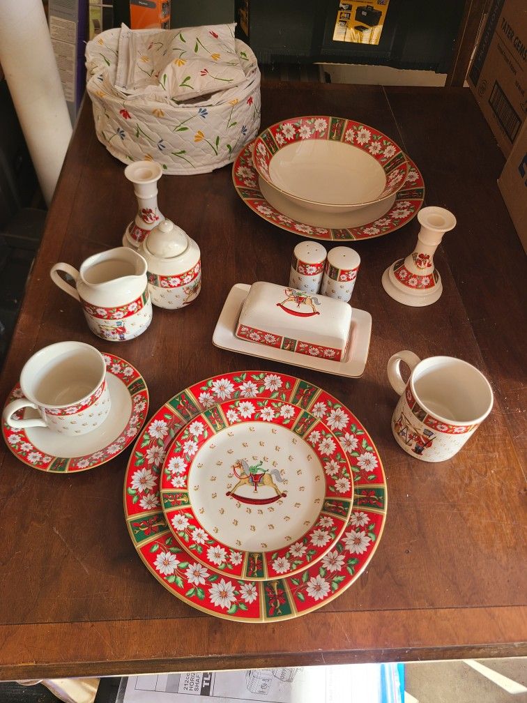 Christmas Dishes