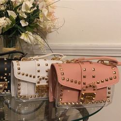Satchel  W/wallet And Crossbody Chain 