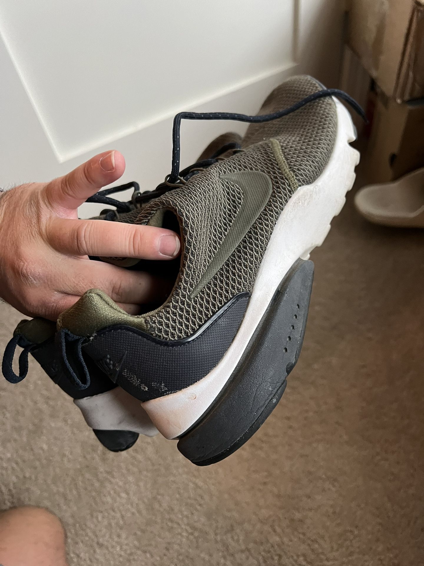 Olive Green Nike Presto Men's Size