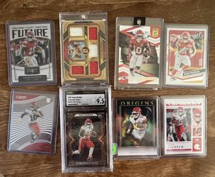 Isiah Pacheco Card Lot