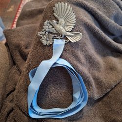 METZE PEWTER BIRD BOOKMARK/ORNAMENT  WITH RIBBON