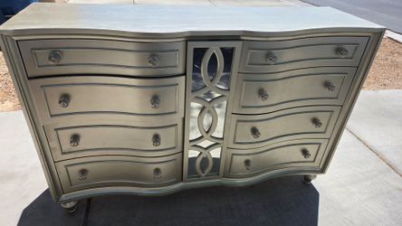 🔥Luxury Gray Dresser