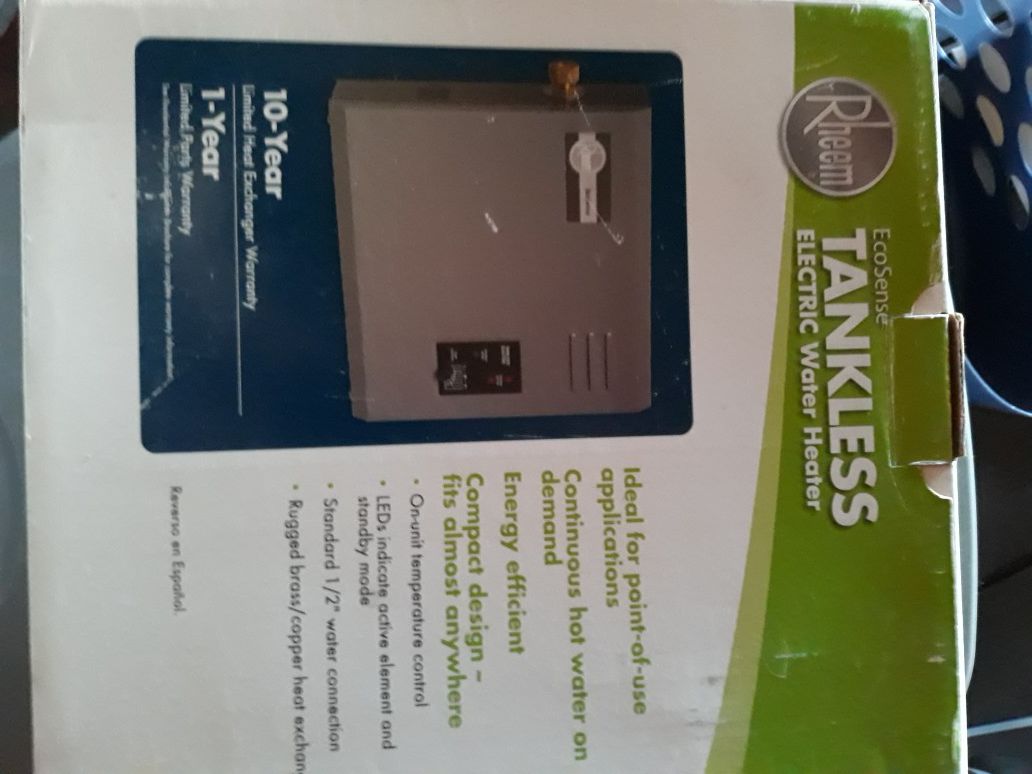 Tankless electric water heater