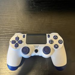 PS4 Controller