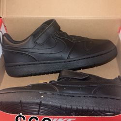 Nike Kid Shoe 2Y