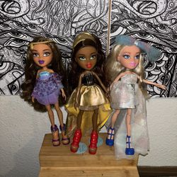 Bratz dolls  bundle dolls  Metallic Madness