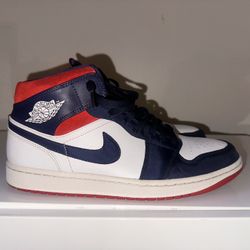 Jordan 1 Mid SE USA