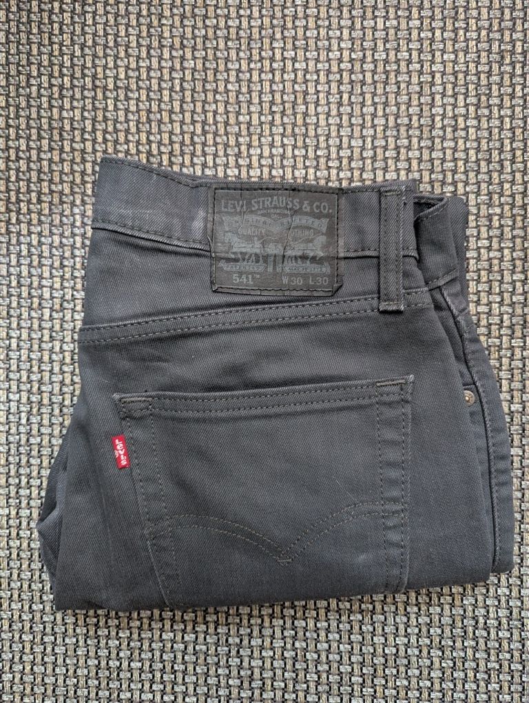 Levi's 541 Athletic Taper [30x30]