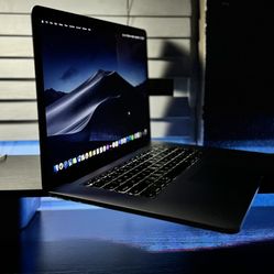 Apple MacBook Pro Retina 15.4 Inch