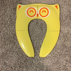 Fold Up Travel Potty Topper
