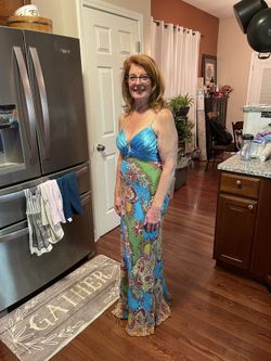 New Beautiful Size  8 Dress