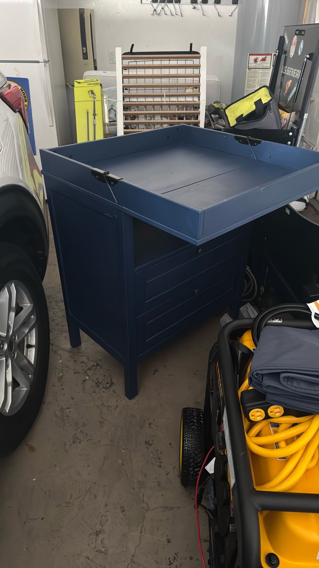 Changing Table/baby Station Dresser
