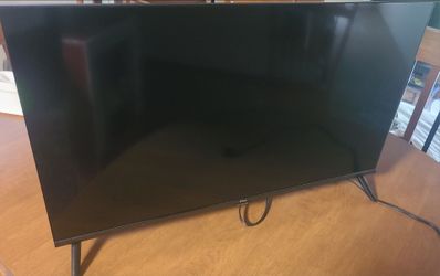 TV Flat Screen TCL 32" Smart TV