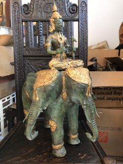 Amazing ANTIQUES GOING for $300  Worth Thousands