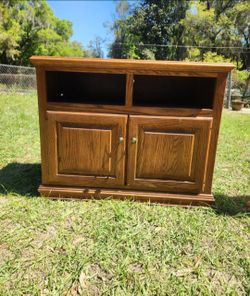 Wood cabinet