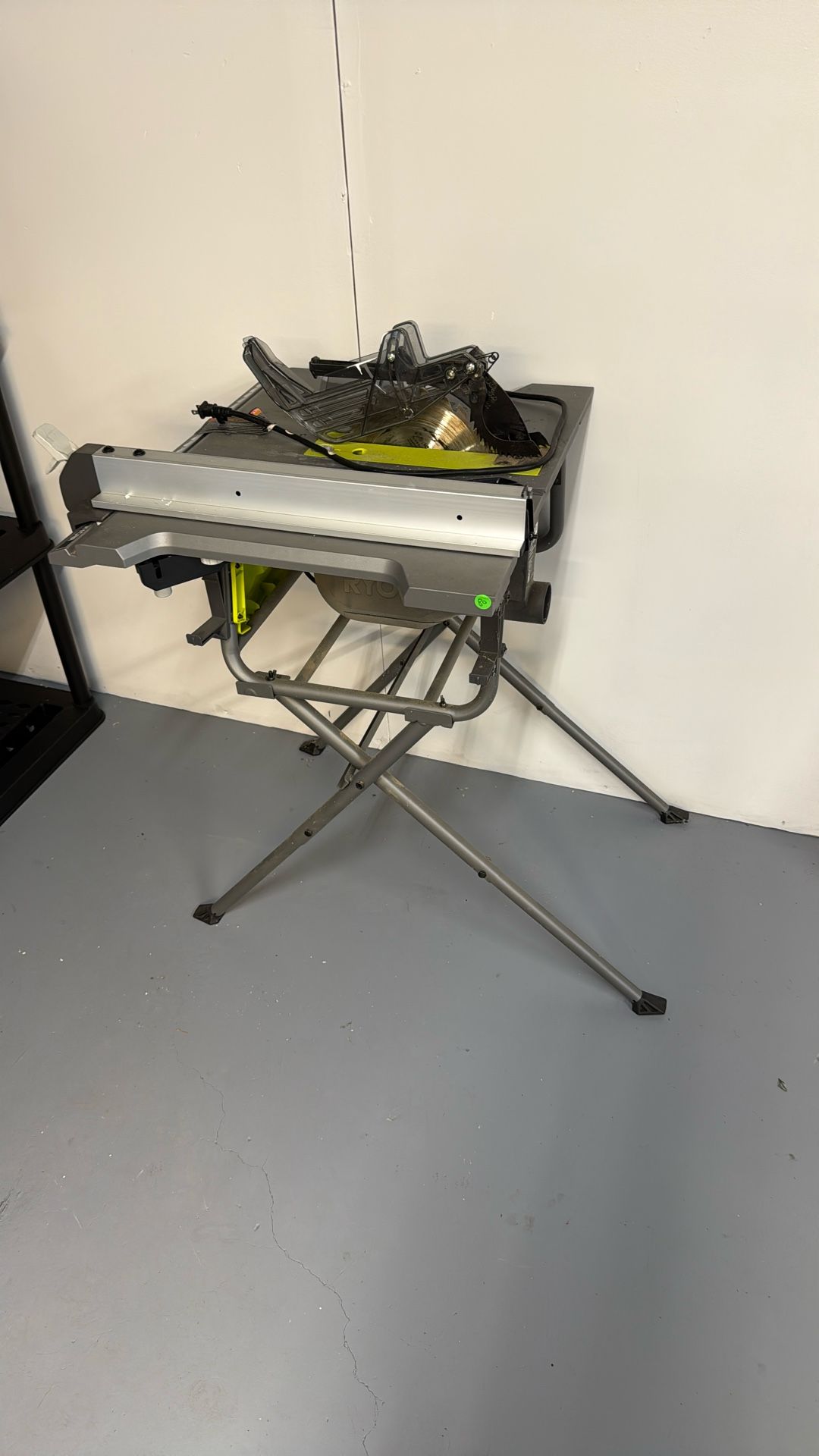 RYOBI Table Saw