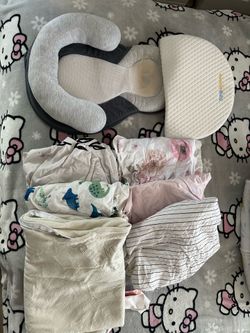 Baby bed sheets/pillows