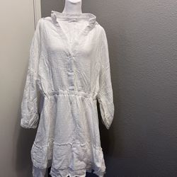 Women’s White Ruffled Shirt Dress Size Small