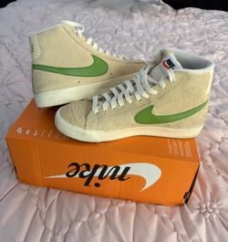 Vintage Nike blazer size 8 1/2