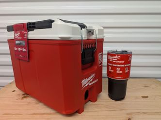 Milwaukee Packout 16QT Compact Cooler & 30oz Tumbler Combo Set