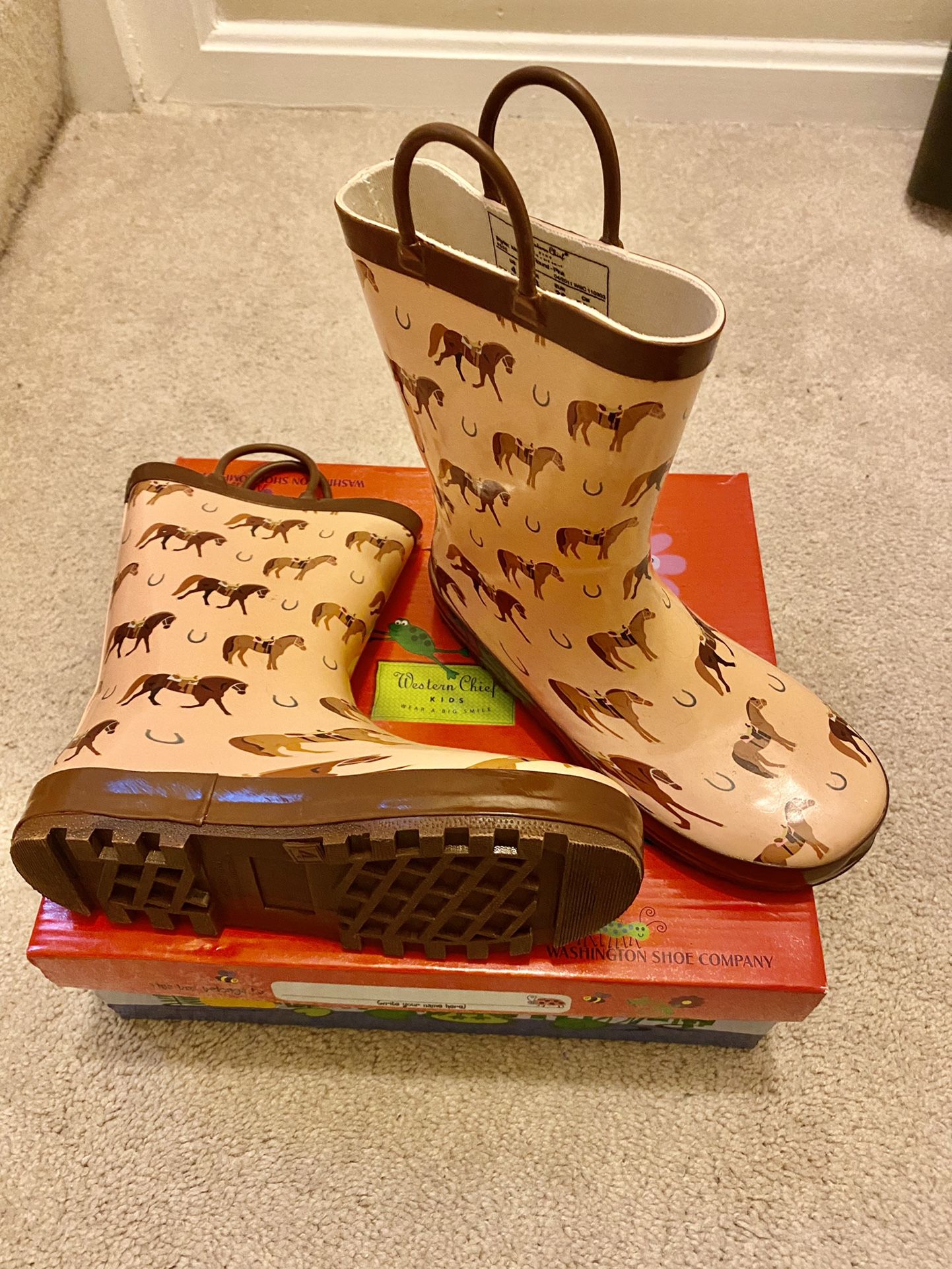 Brand New Western Chief Girls Rain Boots Size 4