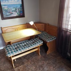 Kitchen Corner Set w/ Table & Bench 