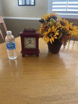 Clock 🕰️ Home Decor 🪴🌿🌱 