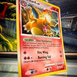 Pokémon  Arceus Platinum Holo Rare Charizard LV. 60(1/99)