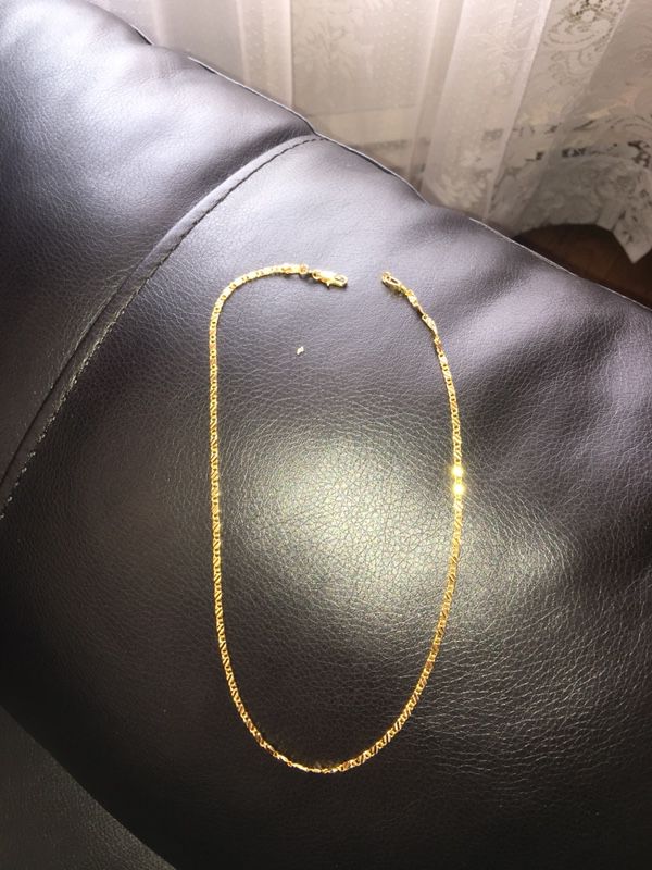 Gold-colored chain necklace