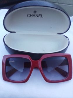 Sunglasses Chanel.