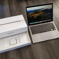 MacBook Air Core 15 1.3 GHz 13" - Mid 2013 w/ latest MacOS SONOMA - runs great! - clean, quiet, lightly used - charger included