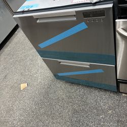 Fisher & Paykel Stainless Steel Double Drawer dishwasher 