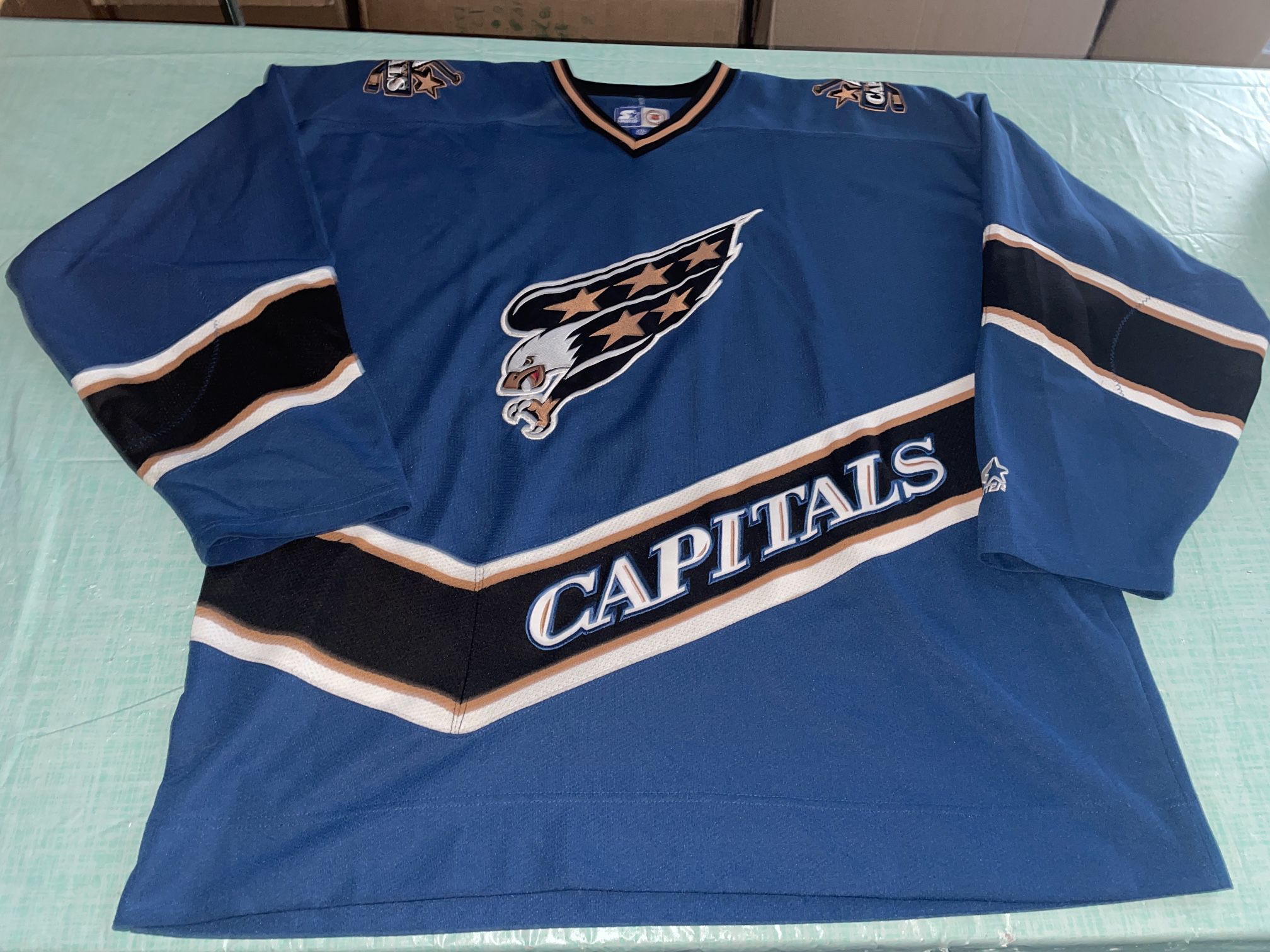 Adult Xxl Washington Capitals NHL Jersey Mens Blue Screaming Eagle Clean  Starter for Sale in Rochester, MI - OfferUp