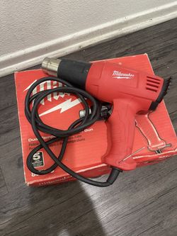Milwaukee Dual Temperature Heat Gun 