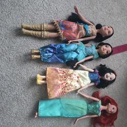 Disney Princess Dolls (Hasbro )