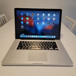 MacBook Pro 15-inch mid 2009 laptop Intel-Core dos Duo 2.8 GHz 6GB