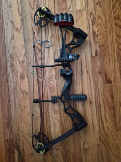 SOS compound hunting bow