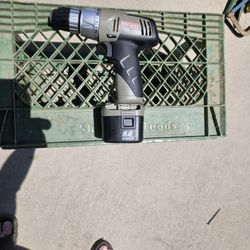 Craftsman 9.6 Volt Drill 20$ Firm