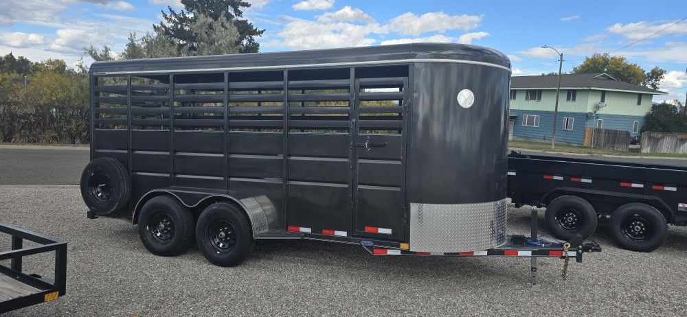 Delco Horse Trailer