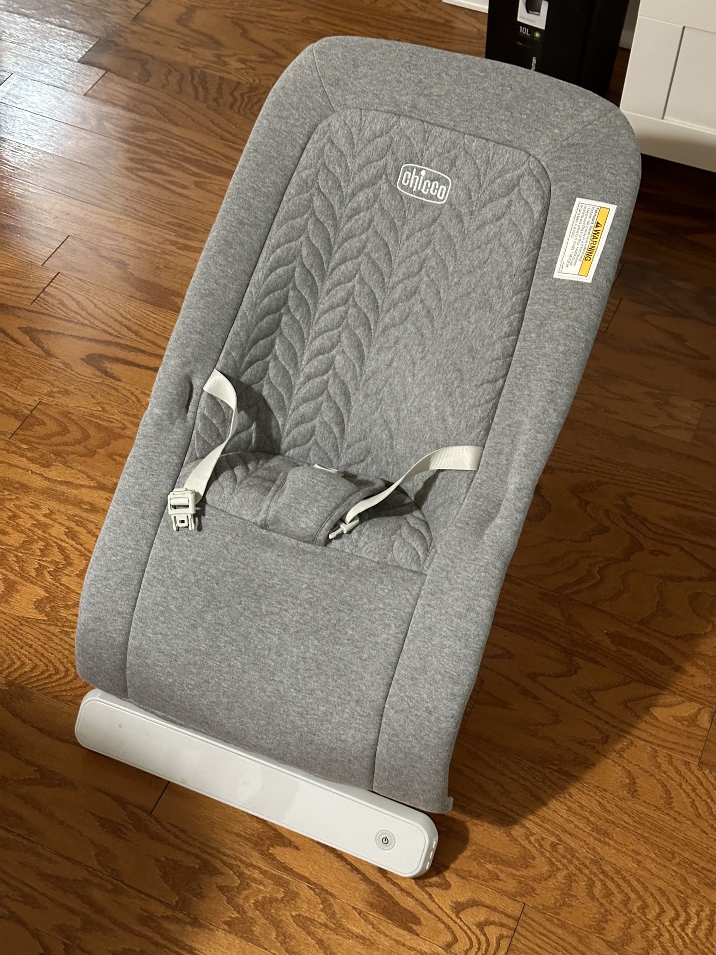 Chicco E-motion Baby Bouncer