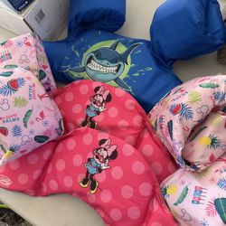 Swimming Vest 