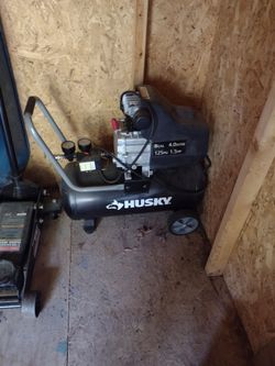 Husky 8 gallon portable air compressor