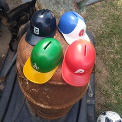 Vintage "1973" Baseball Banks..Very Collectible..