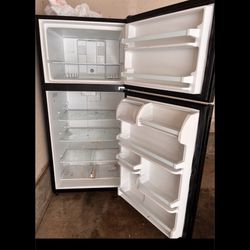 Amana Refrigerator